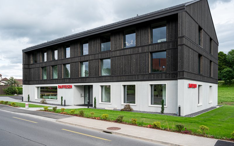 B&acirc;timent administratif et commercial